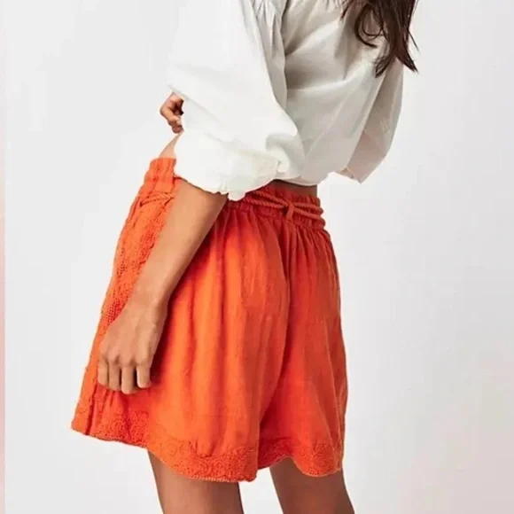 NWOT Free People | Day Blooms Cutwork Shorts | XS - Picture 4 of 8